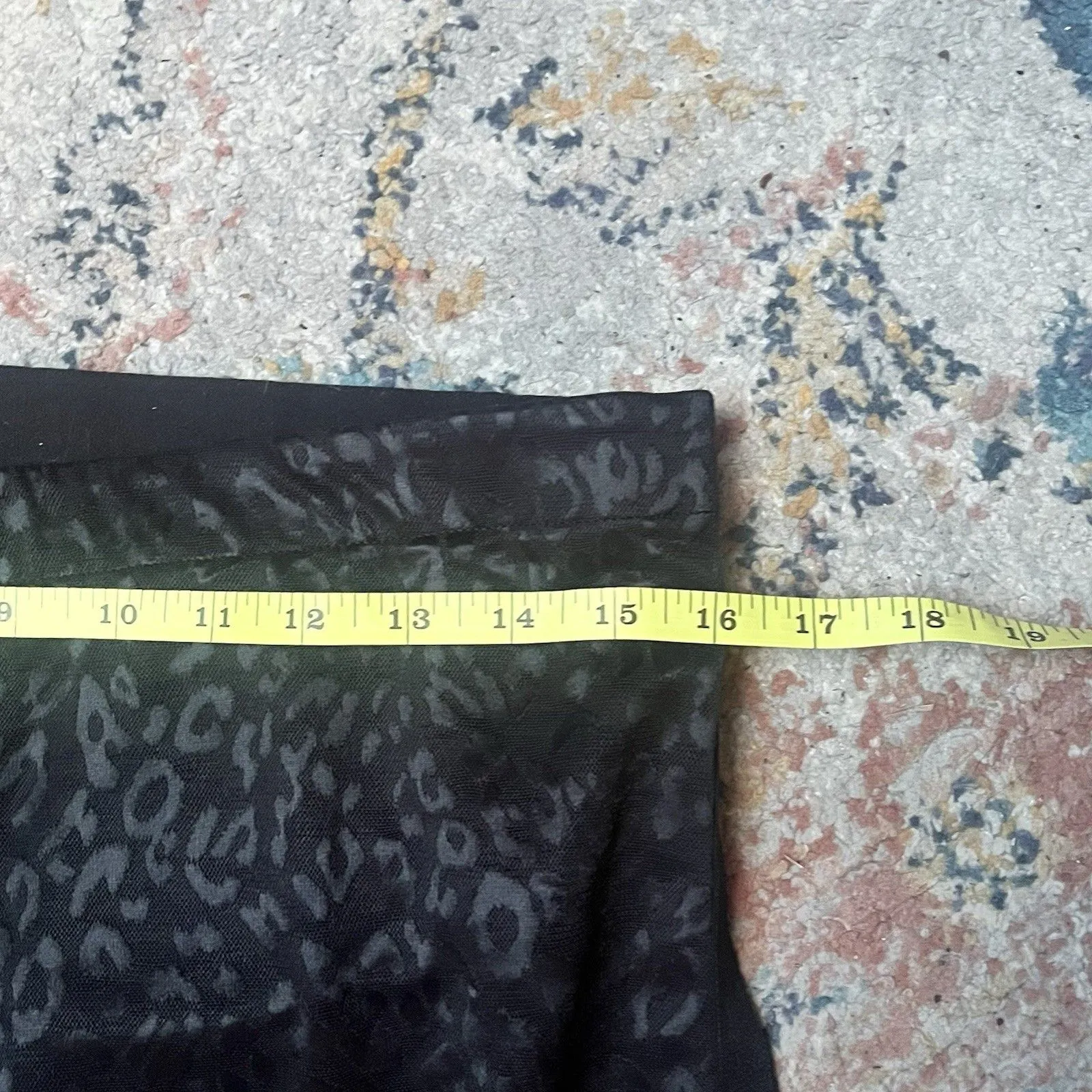 Victorias Secret Womens Yoga Leggings Black Mesh Sheer Integrated Bottoms XL - Image 8