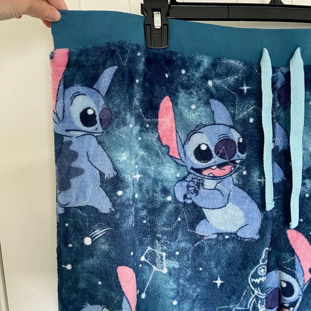 Disney women’s plush Stitch theme‎ patterned pajama pants — size 3X - Image 2