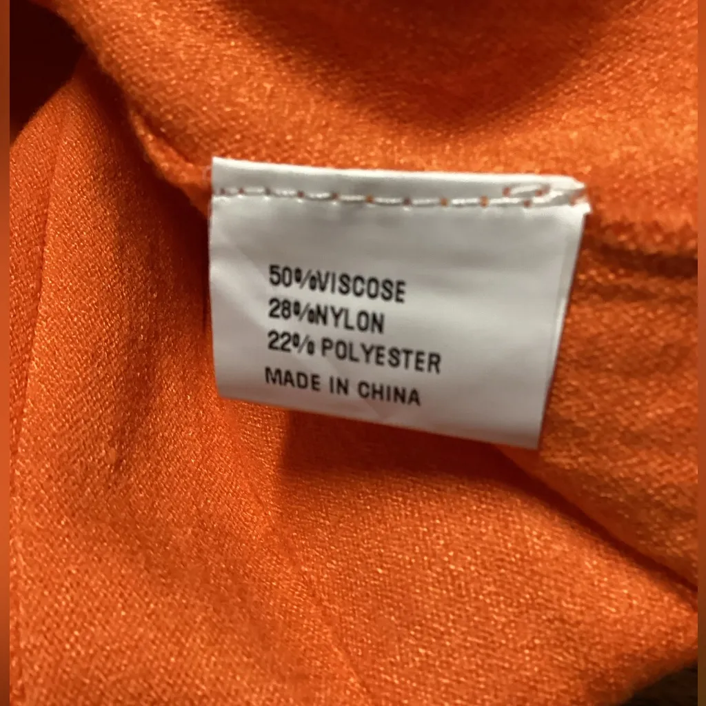 Zesica pleated knit dress. Size Medium in Orange - Image 7