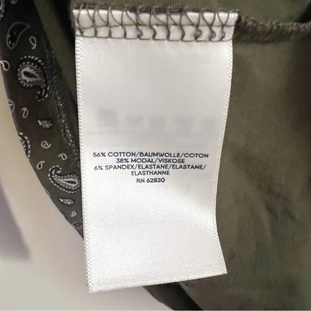 Lands’ End Forest Moss/Ivory Geo Paisley Long Sleeve Turtleneck Top Small NEW - Image 9