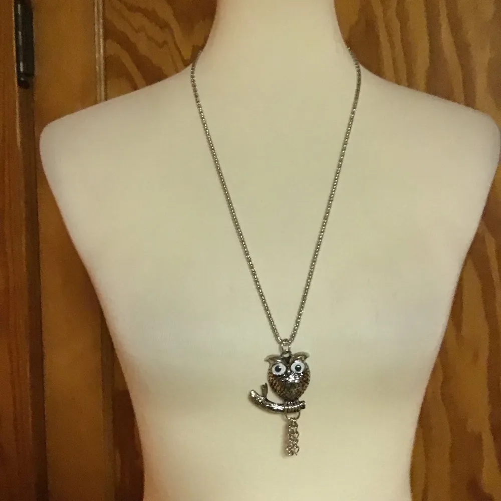 Adorable Owl on a branch necklace - Image 6