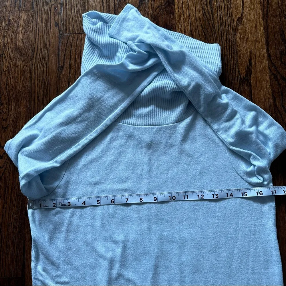Women’s Max Studio Turtle neck Pullover Sweater extra small XS - Image 7