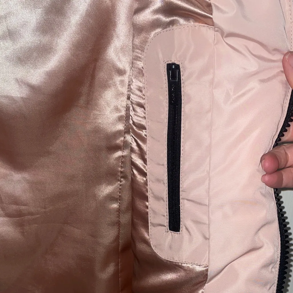 Calvin Klein Women's Diamond Quilted Puffer Vest Ribbed Side High Collar Size M - Image 8