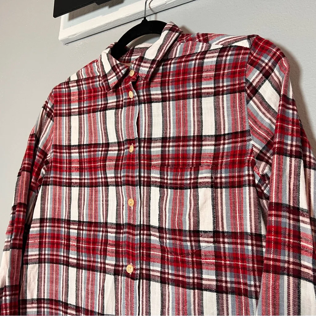 J. Crew Classic Fit Flannel Shirt Womens Size 2 Vintage Plaid Red Black White - Image 3