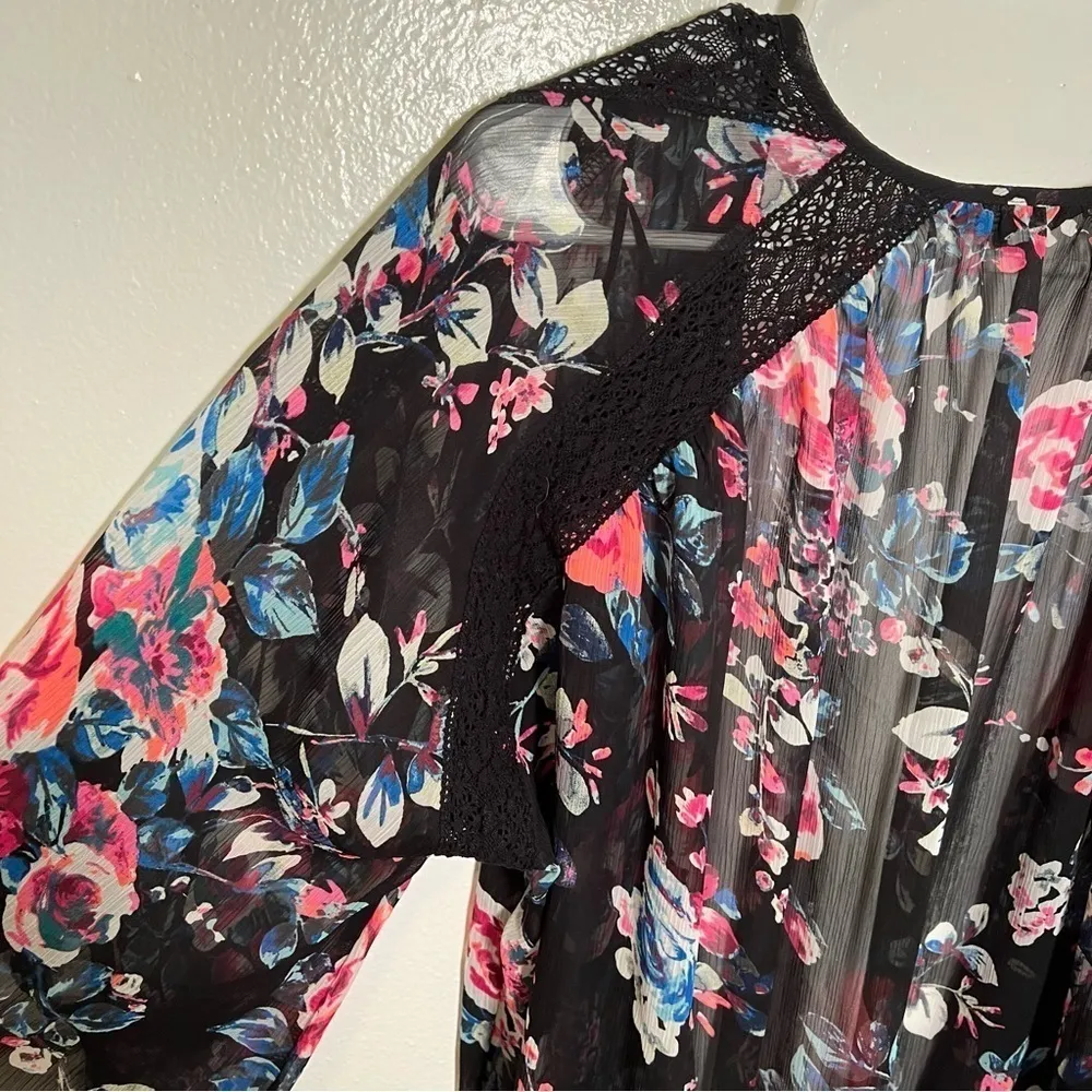Express Kimono Black Pink Floral - Image 9
