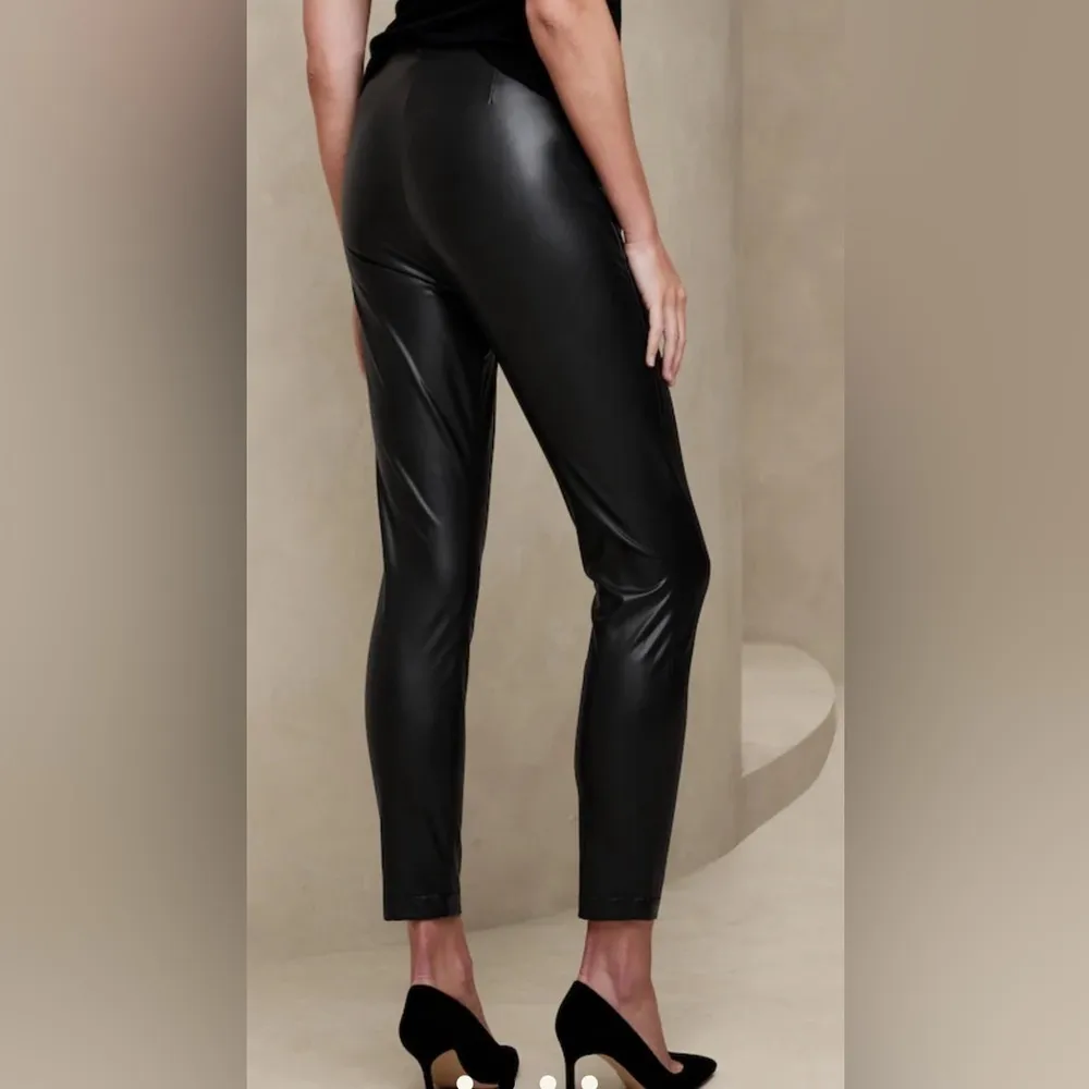 Banana Republic Bordeaux vegan leather pants. Poly/Spandex. Size Small. NWT. - Image 2