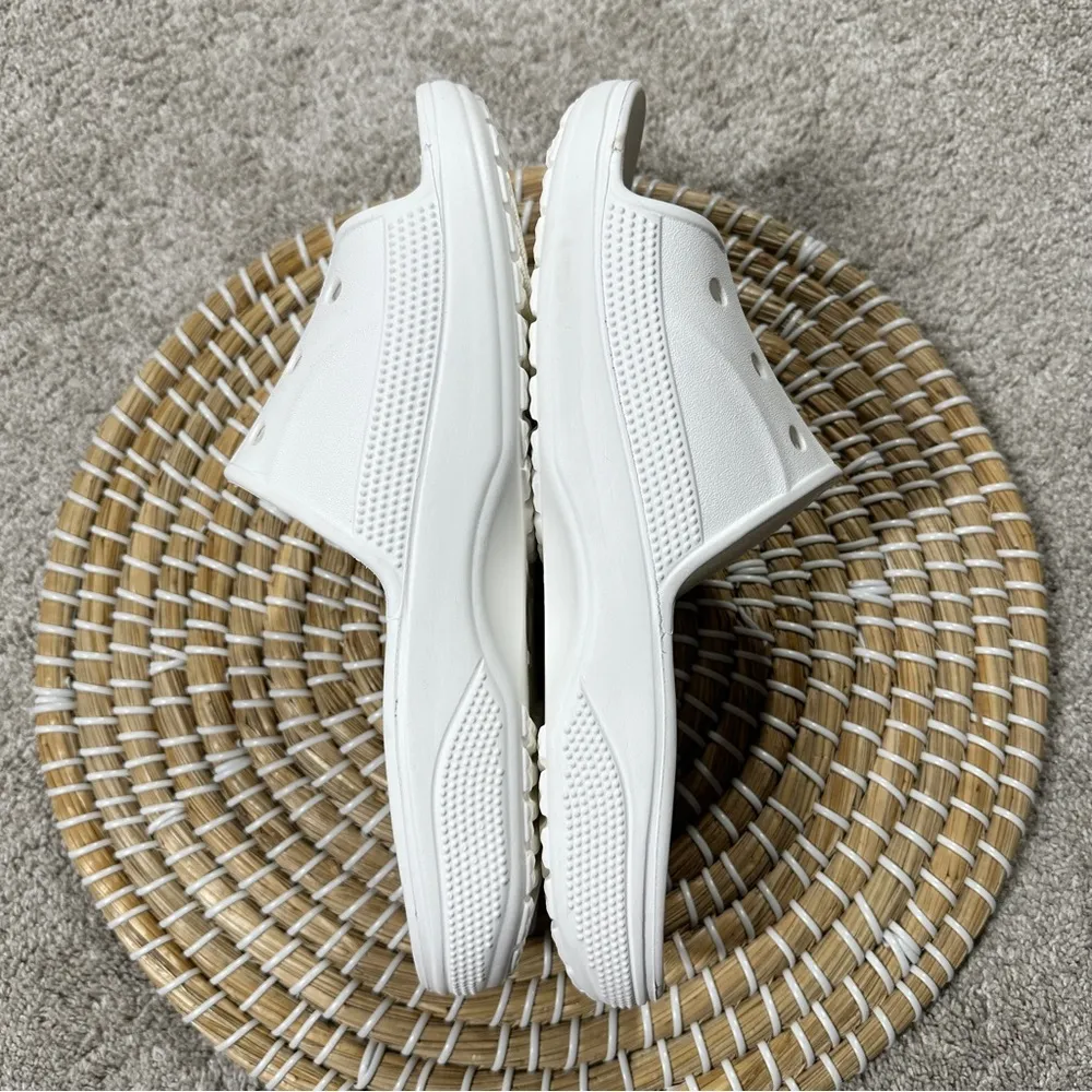 Crocs Women’s Baya II Slides Sandals Slip On Lightweight in White Size 10 - Image 7