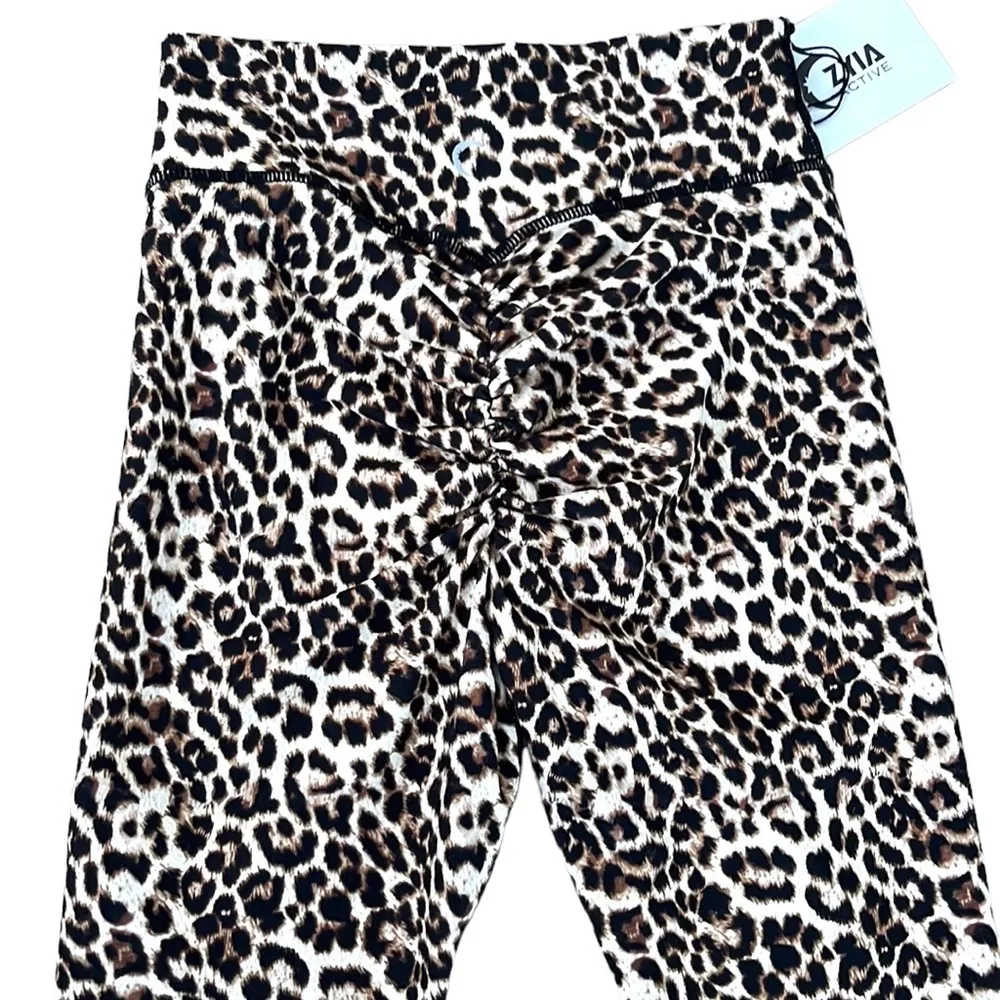 NWT ZYIA Scrunch Butt Leopard Print Leggings - Image 5