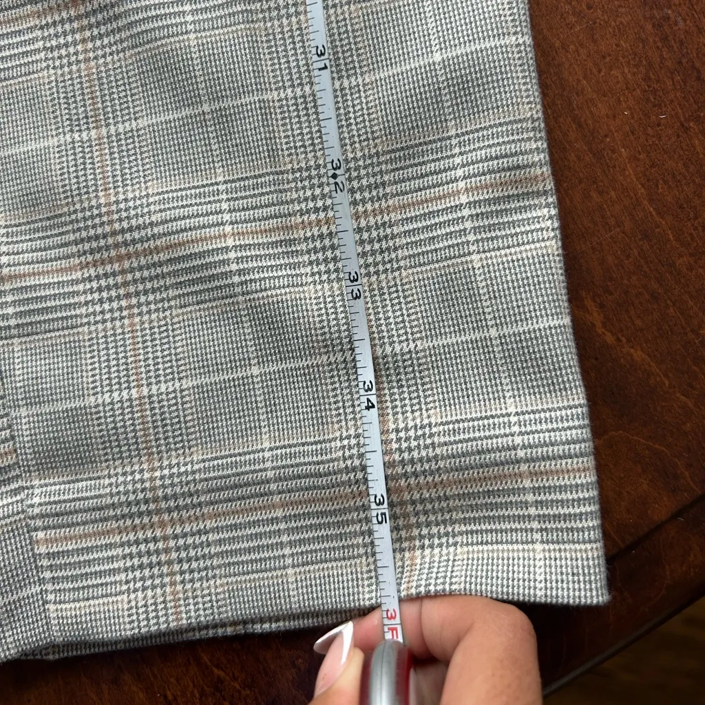 H&M Checkered Gray and White Skirt - Image 6