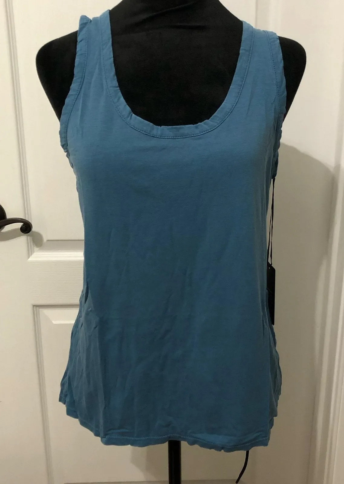 Michael Lauren Women's Tank Top Size Medium Blue Sleeveless Pullover Casual - Image 1