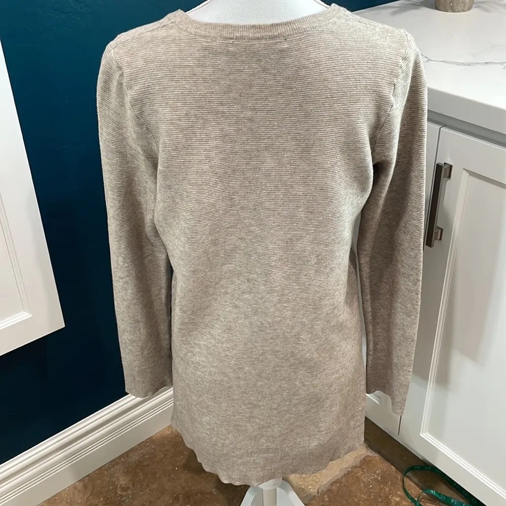 Cyrus  long sleeve sweater - Image 2