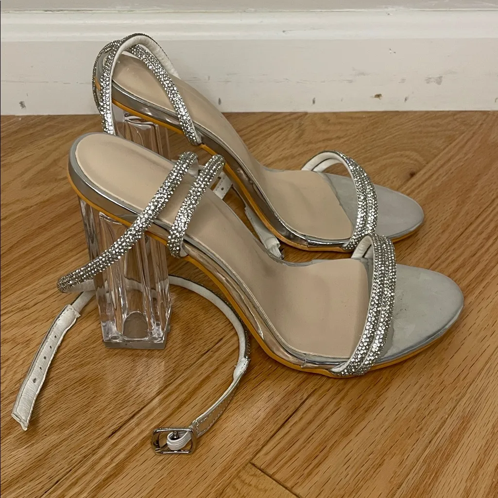 SHEIN Strappy Rhinestone Chunky Heeled Sandals, Silver, Size 6, EUC - Image 5