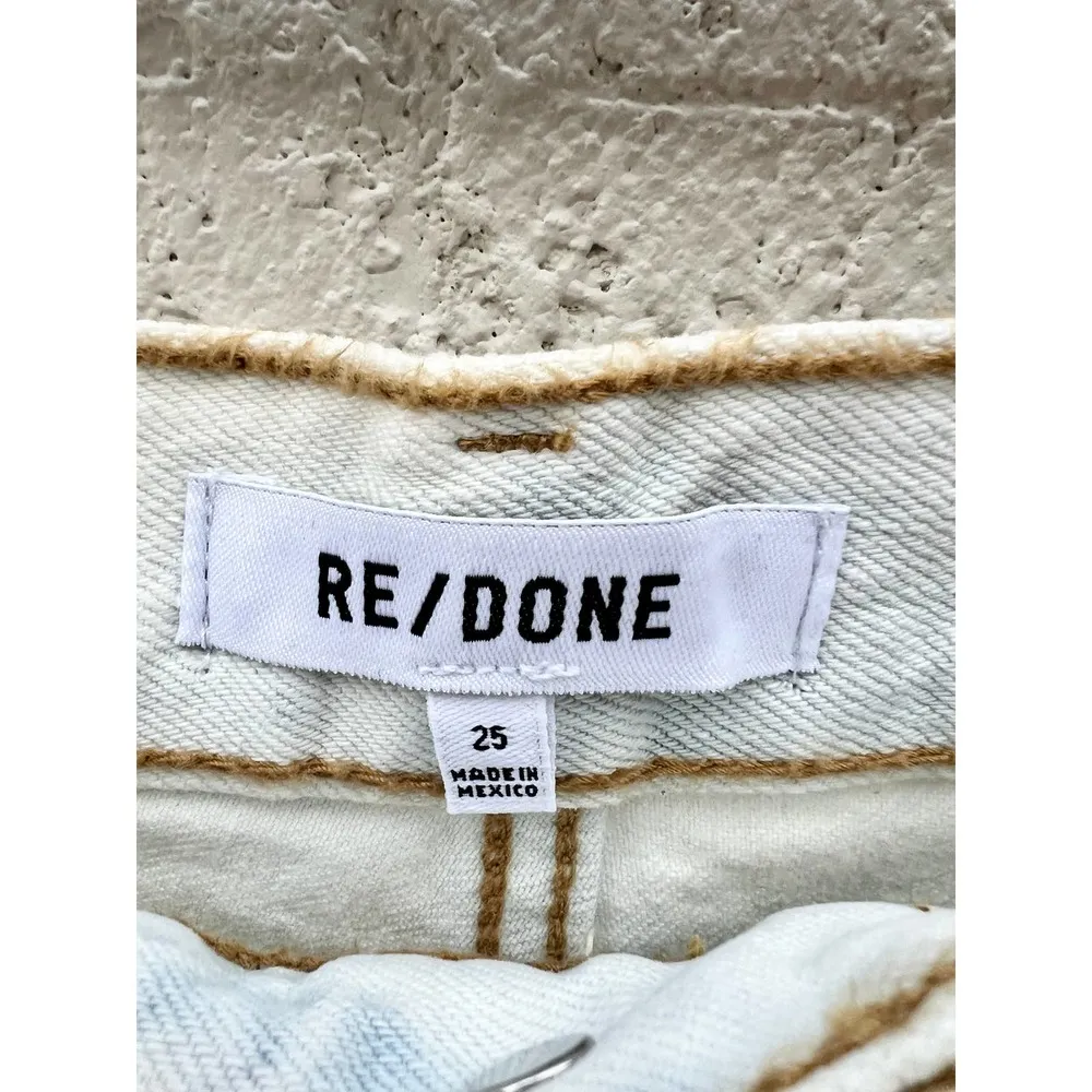 NWT  70s High Rise Short Jeans Sunbleach Light Denim Blue Women's Size 25 - Image 5