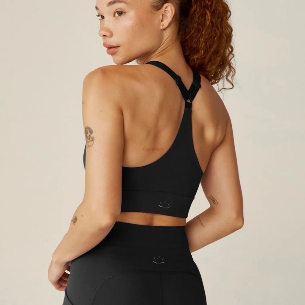 Beyond Yoga POWERBEYOND™ Strive Long Line Sports Bra Size XL - Image 2