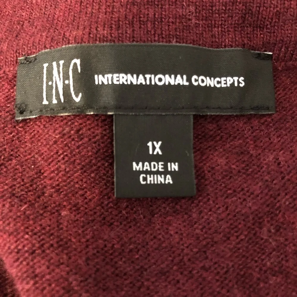 INC Embellished Keyhole Sweater in burgundy Red Size 1X - Image 4