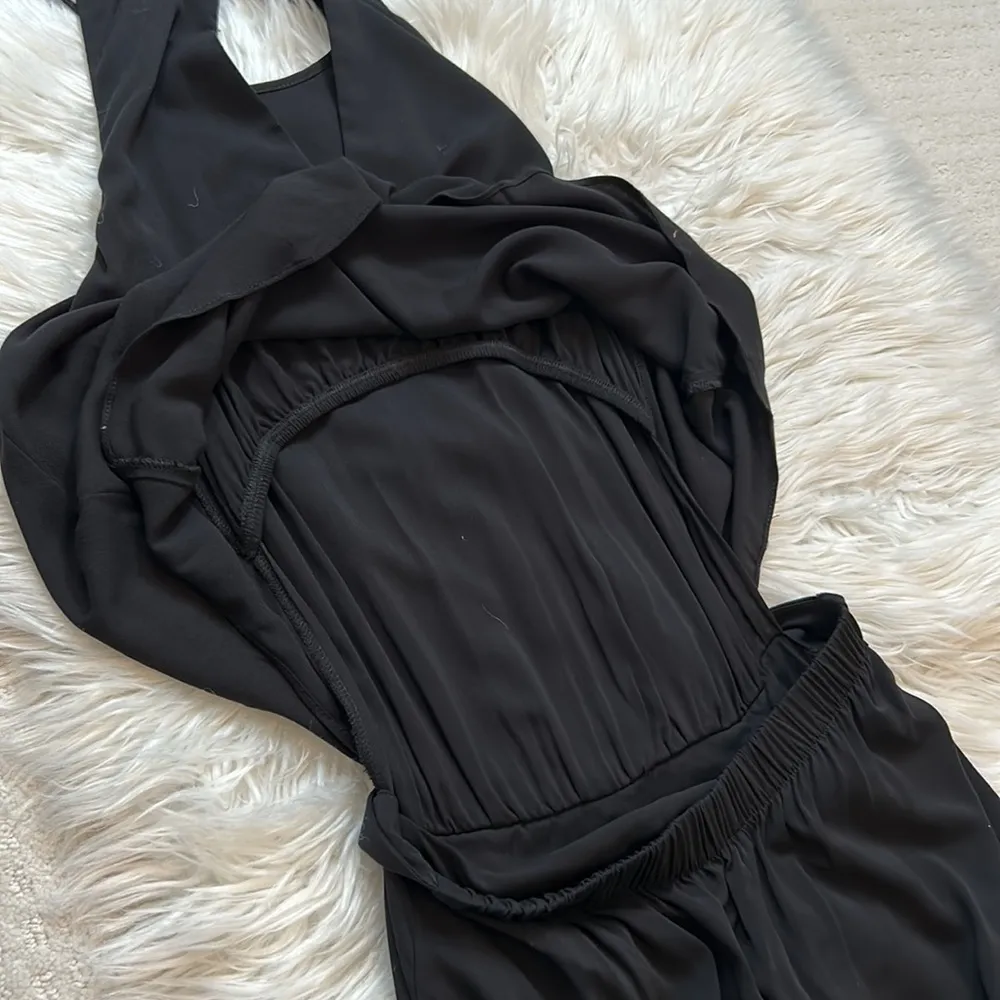 Black Halo Sleeveless Black Jumpsuit - Image 8