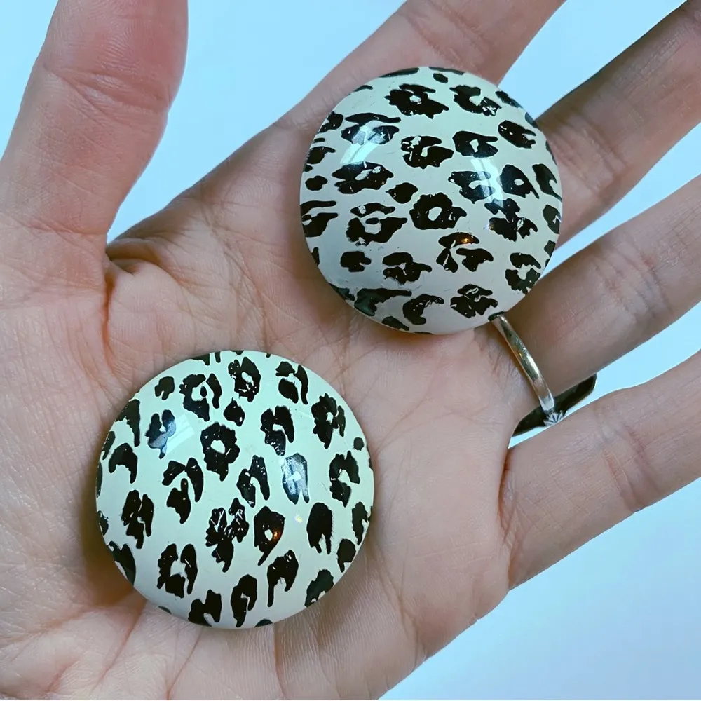 Vintage 1970s Black And White Animal Print Dome Clip On Earrings - Image 2