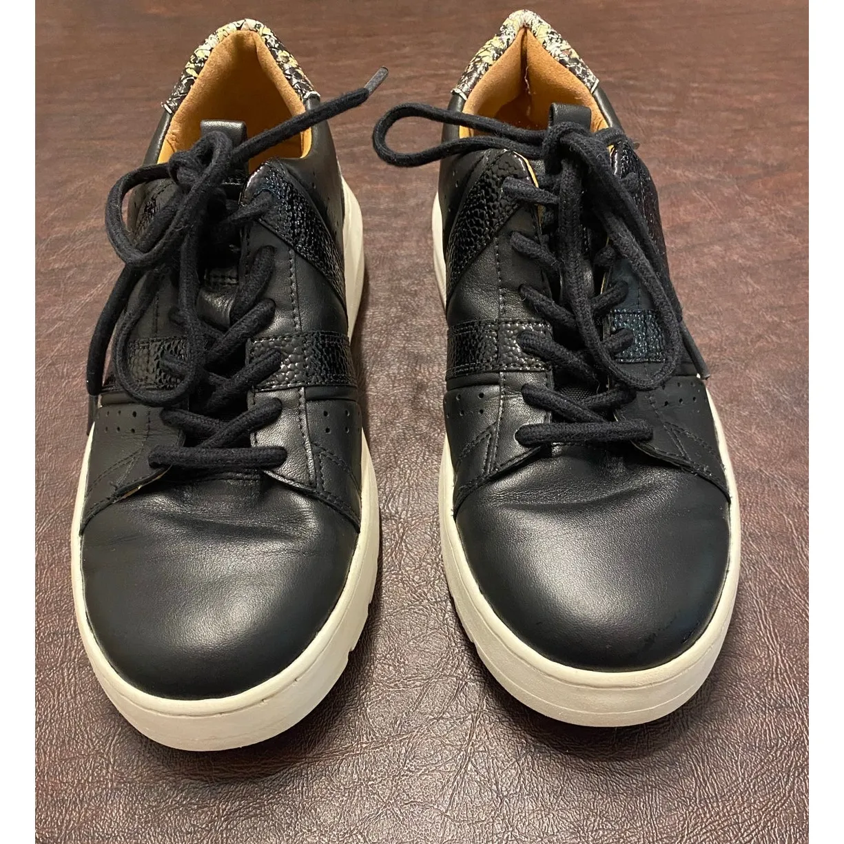 Vionic‎ Simasa Ray Snake Print Heel Leather Sneakers Black White Women's Size 6 - Image 2