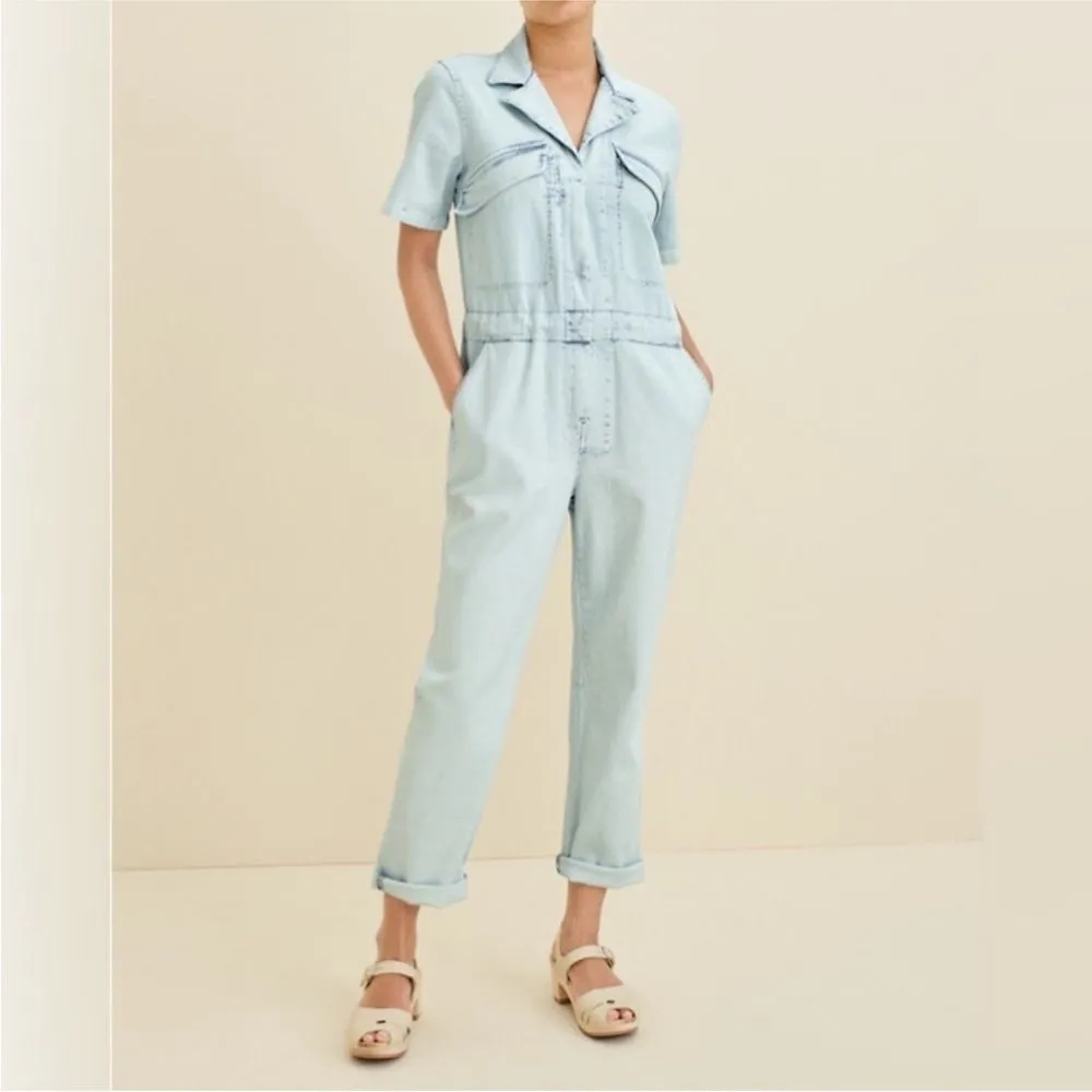 NWT Faherty Size Medium Blythe Jumpsuit Light Indigo Wash Style WBS2213 - Image 4
