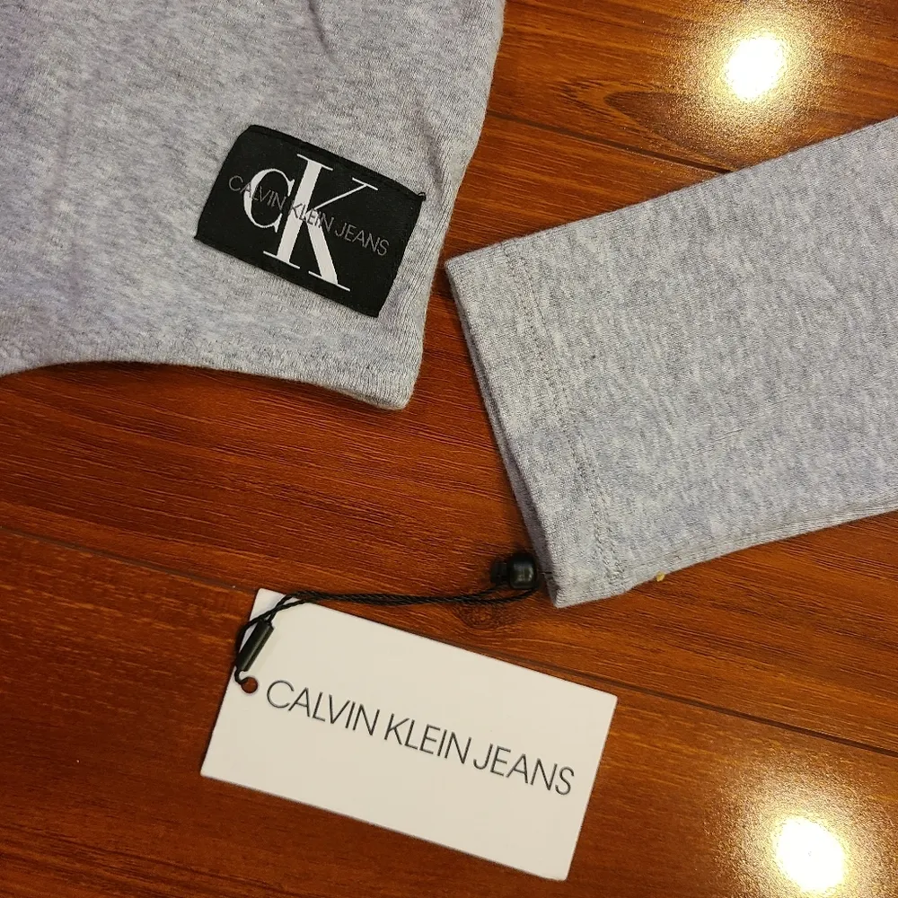 Heather Gray Bodysuit Size Medium - Image 5