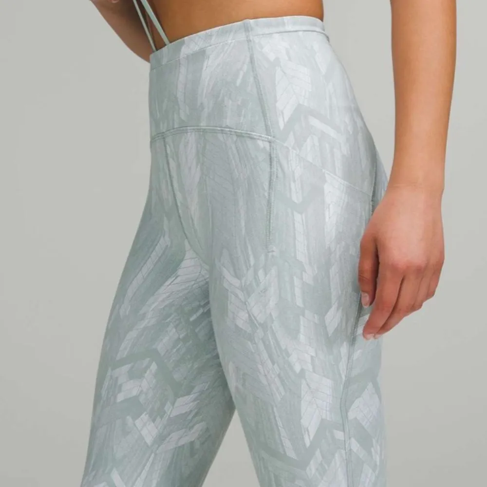 Lululemon Swift Speed High-Rise Tight 25" - Image 4