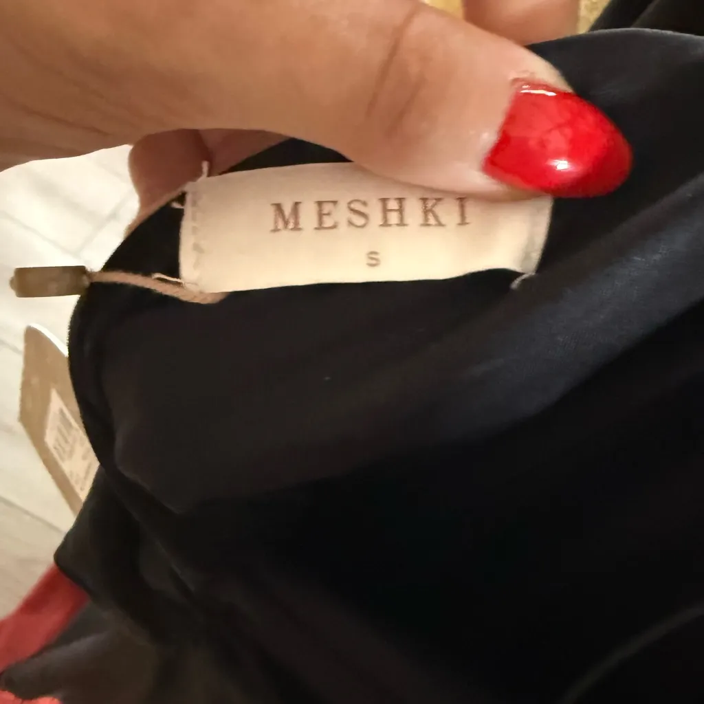 Meshki Black Elegant Dress - Image 3