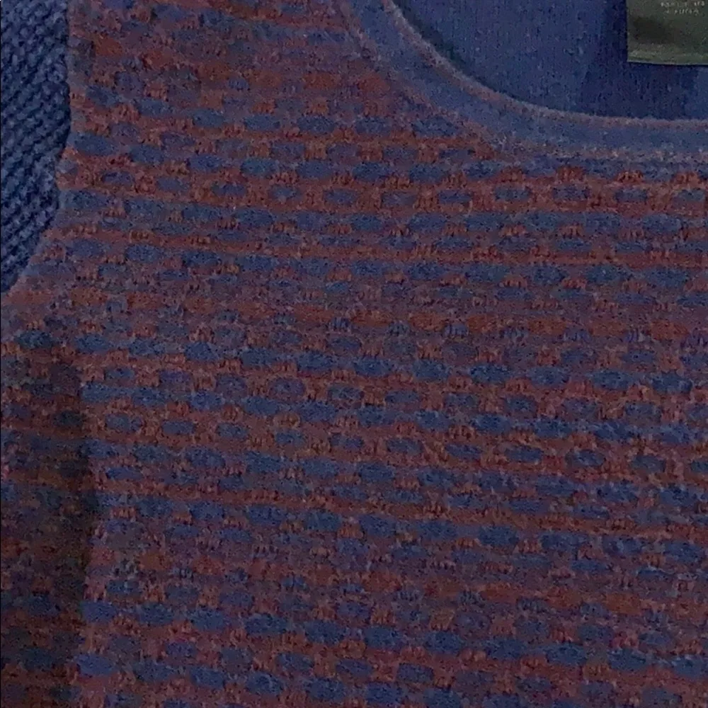 - Round Neck Pullover - Image 5