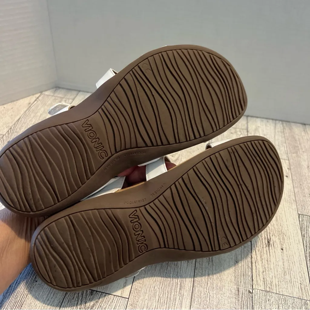 Vionic MISA Slide Sandal White Patent Leather Shoes Comfort Women’s Size 7M - Image 5