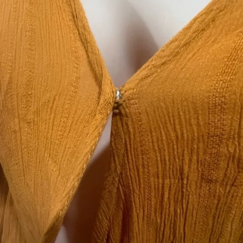 Arizona Jean Co long sleeve mustard yellow wrap top size small NWT - Image 4