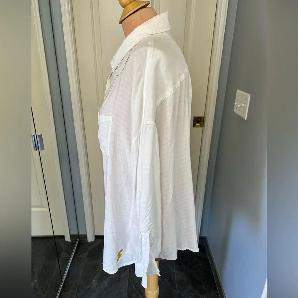 Torrid White Thunderbolt Embroidered Button Up Blouse Shirt‎ - Image 6