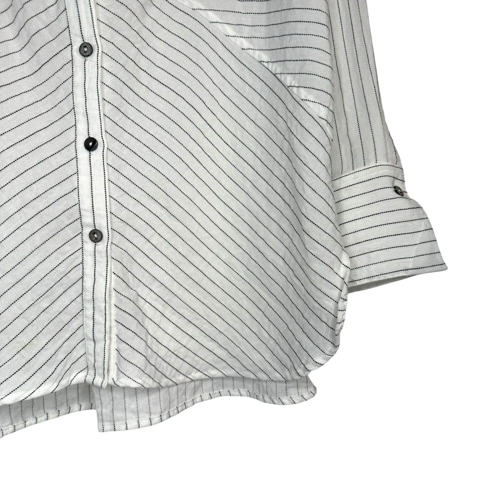 John Mark Striped Button Front Top L Lagenlook Minimalist Relaxed Crinkle Blouse - Image 2