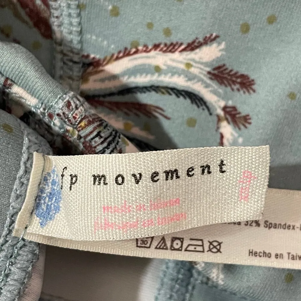 Free People Movement Movement Serene Feather Printed 7/8 Yoga Leggings - XS - Image 15