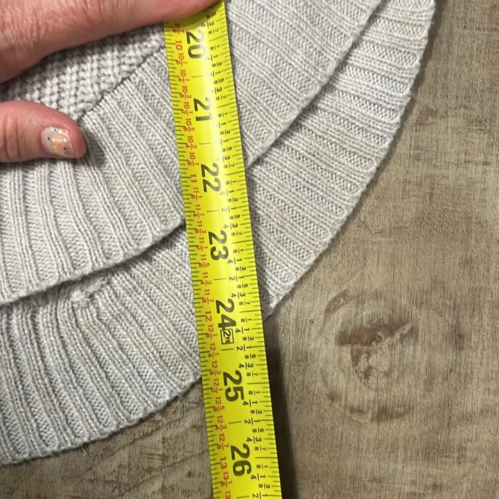 89th & Madison 3/4 Sleeve Knit Cowl Neck Sweater pale gray EUC - Image 6