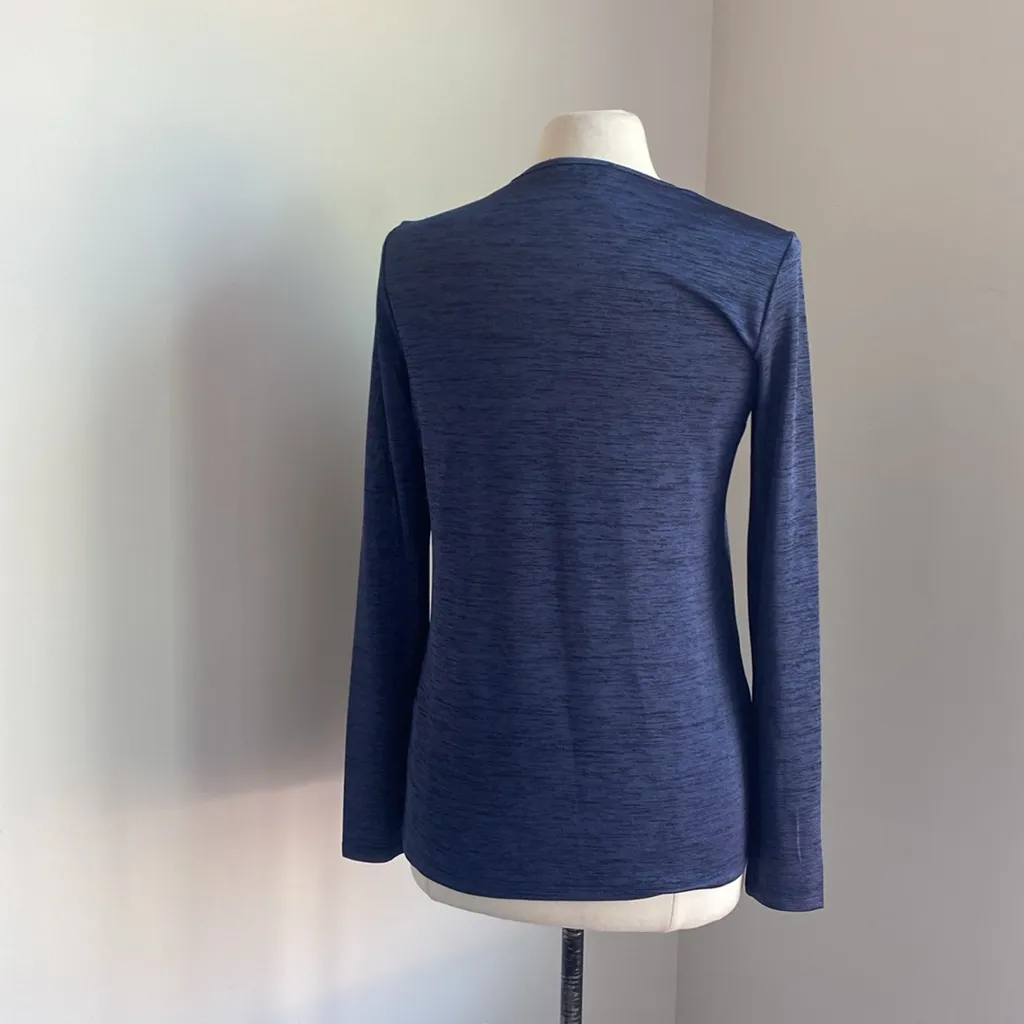 VINTAGE HARVE BERNARD Long Sleeve Blouse Womens Sz Medium Navy Pleated Drape - Image 5