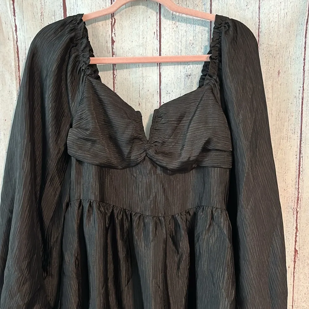 NWT All in Favor Long Sleeve Plissé Satin Minidress - Image 8