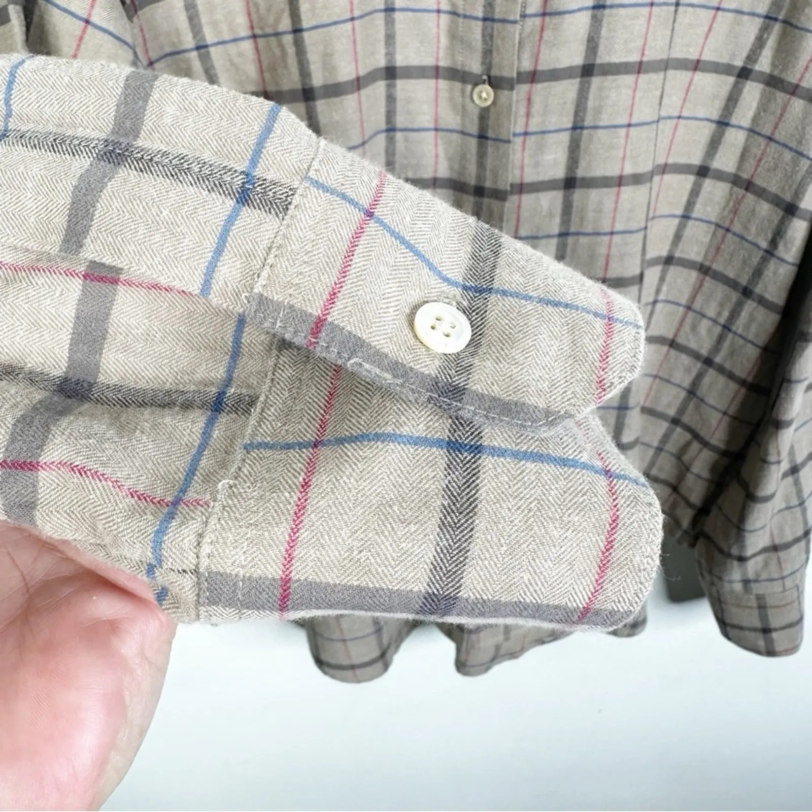 Jenni Kayne Lightweight Button Down Flannel in Taupe Plaid Size Medium Tan - Image 6