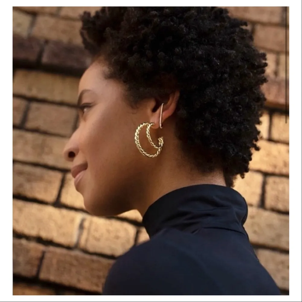 NWT Rendor Gold Victoria Double Hoop Earrings by - Image 8