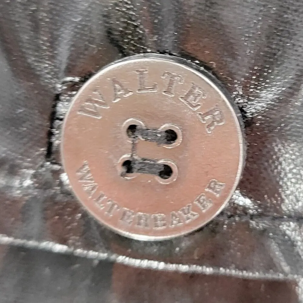 Walter Baker Shirt Womens 8 Black Faux Leather Buttons Asymmetrical Cropped - Image 9