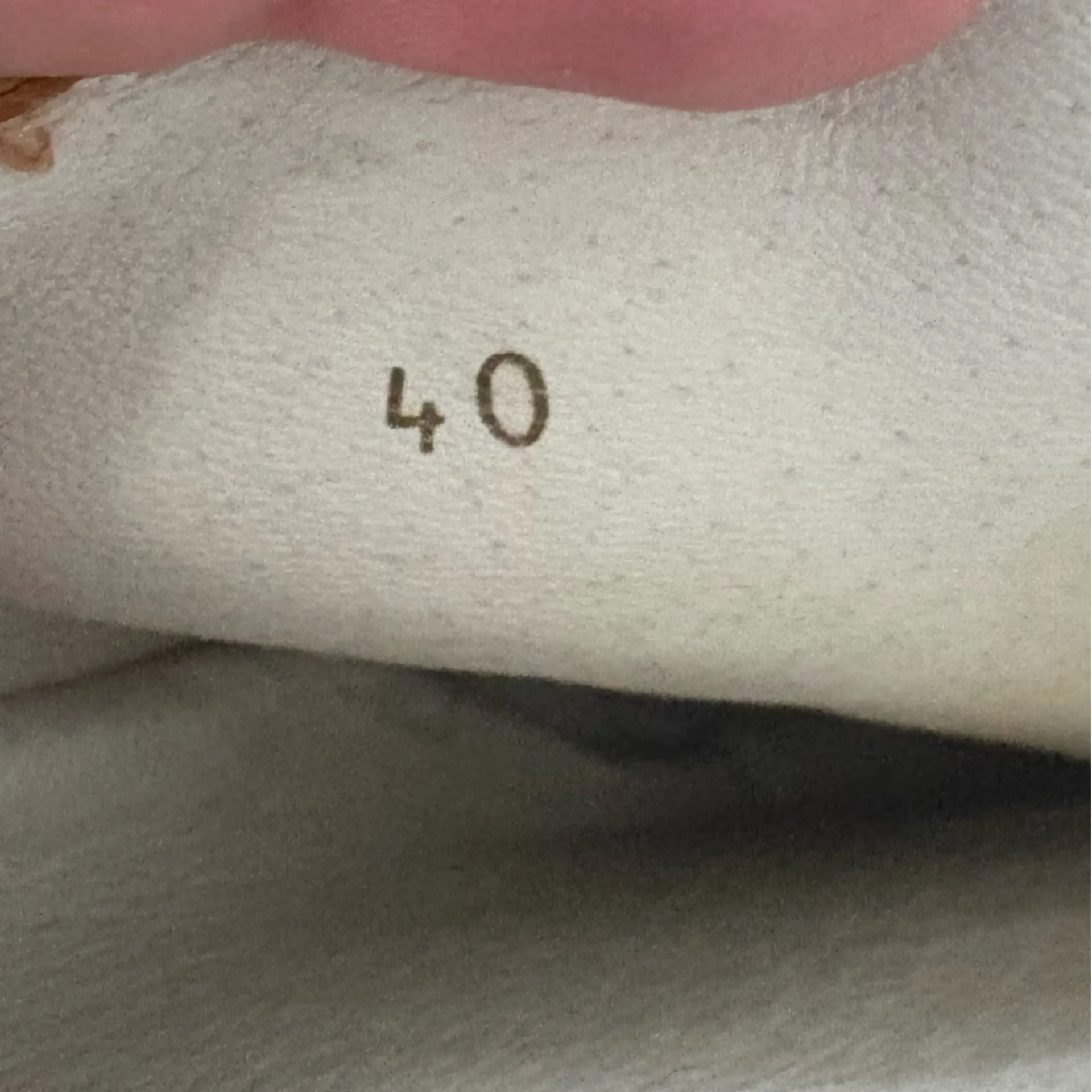 Woman’s Leather High Heeled Made in Spain Tan Boots Size 40 Classic Old Money - Image 8