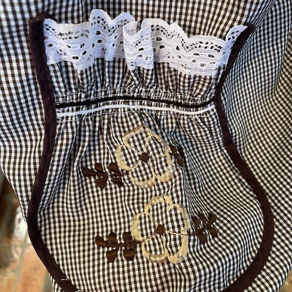 Vintage brown gingham check cooking smock apron with embroidered pockets. Size M - Image 7
