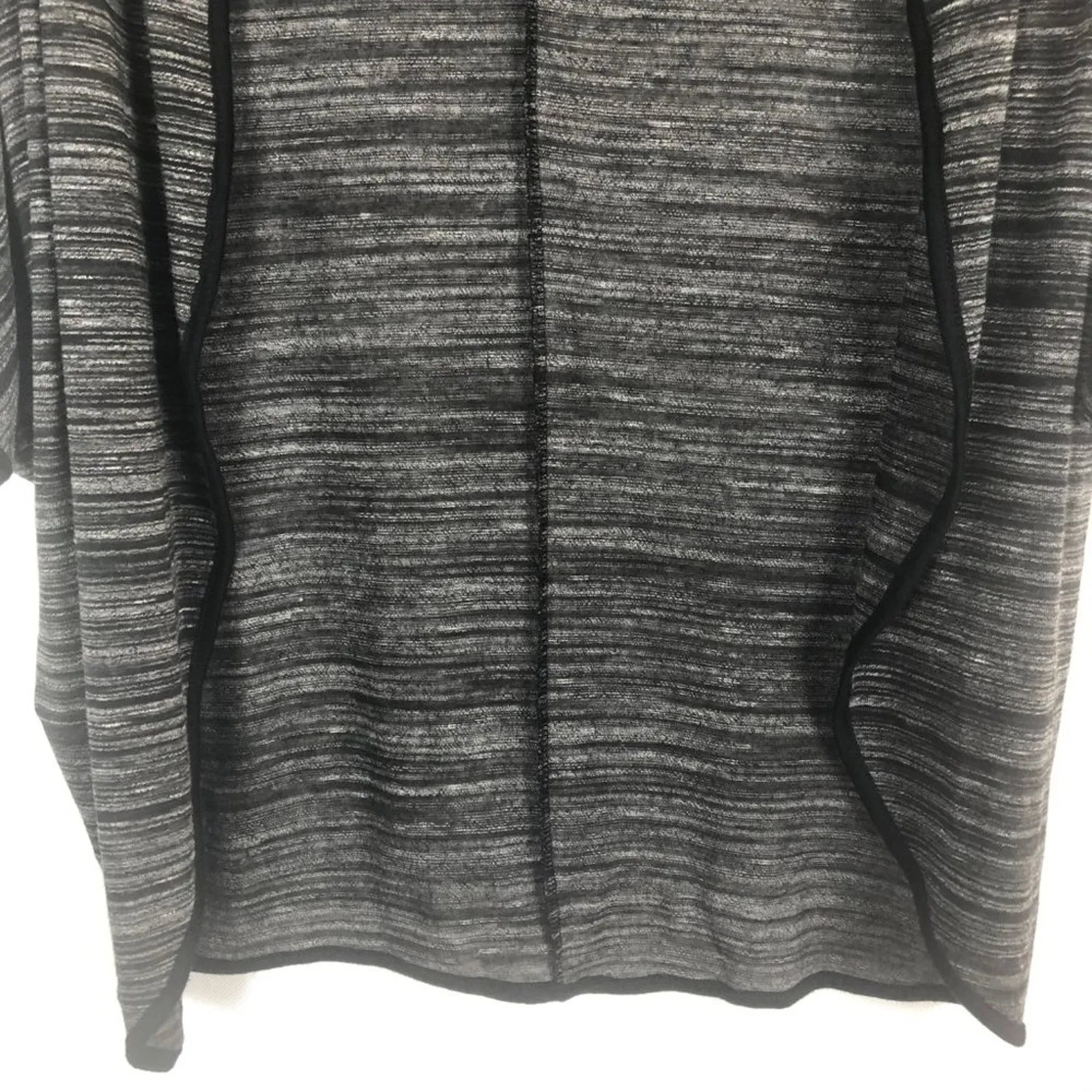 Love Tree Happens... Open Front Gray Cardigan Size Small - Image 4