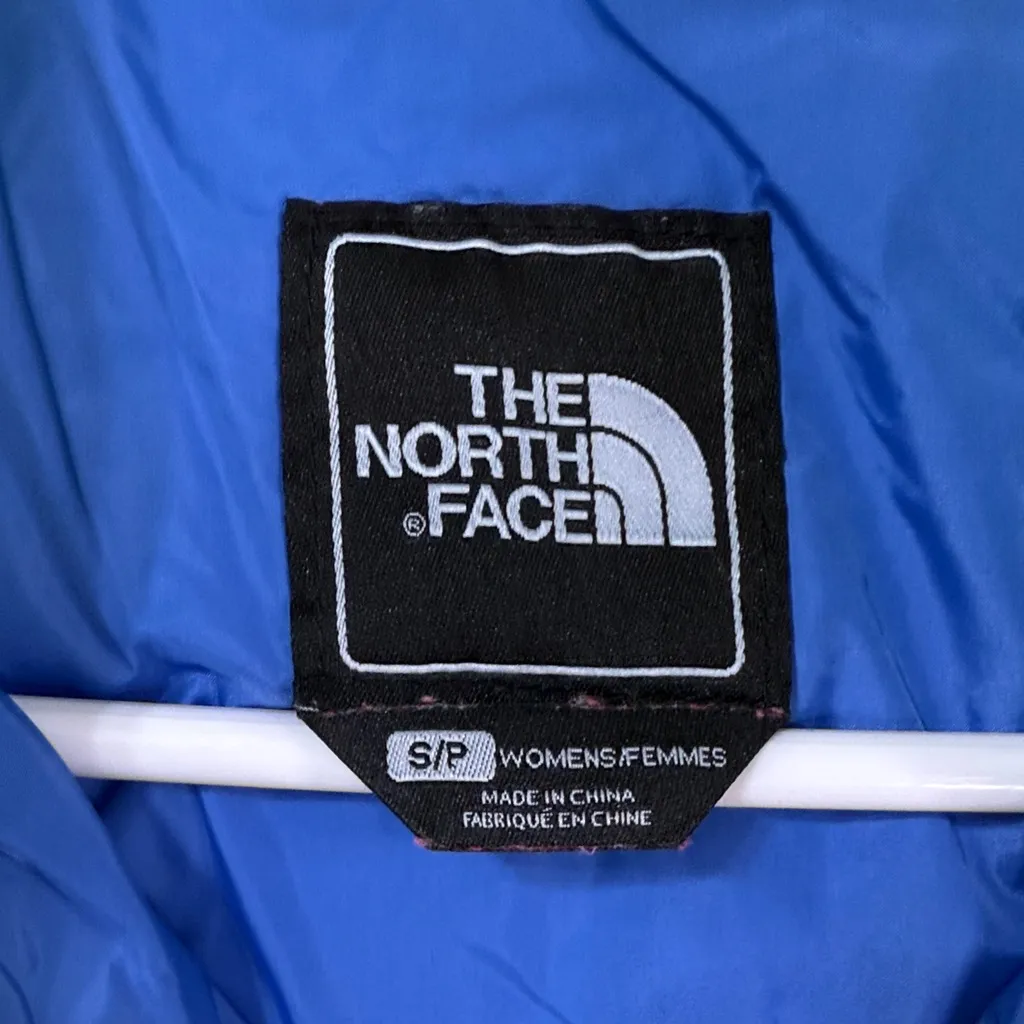 The North Face Women's Quilted Puffer Jacket - Pale Yellow with Blue Trim - Image 4