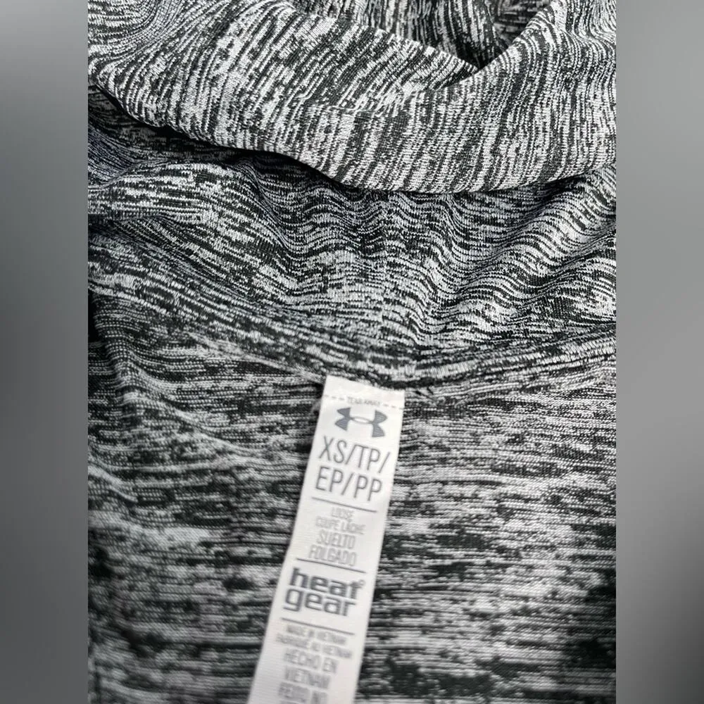 Under Armour tech gray pullover hoodie size XS heat gear - Image 6