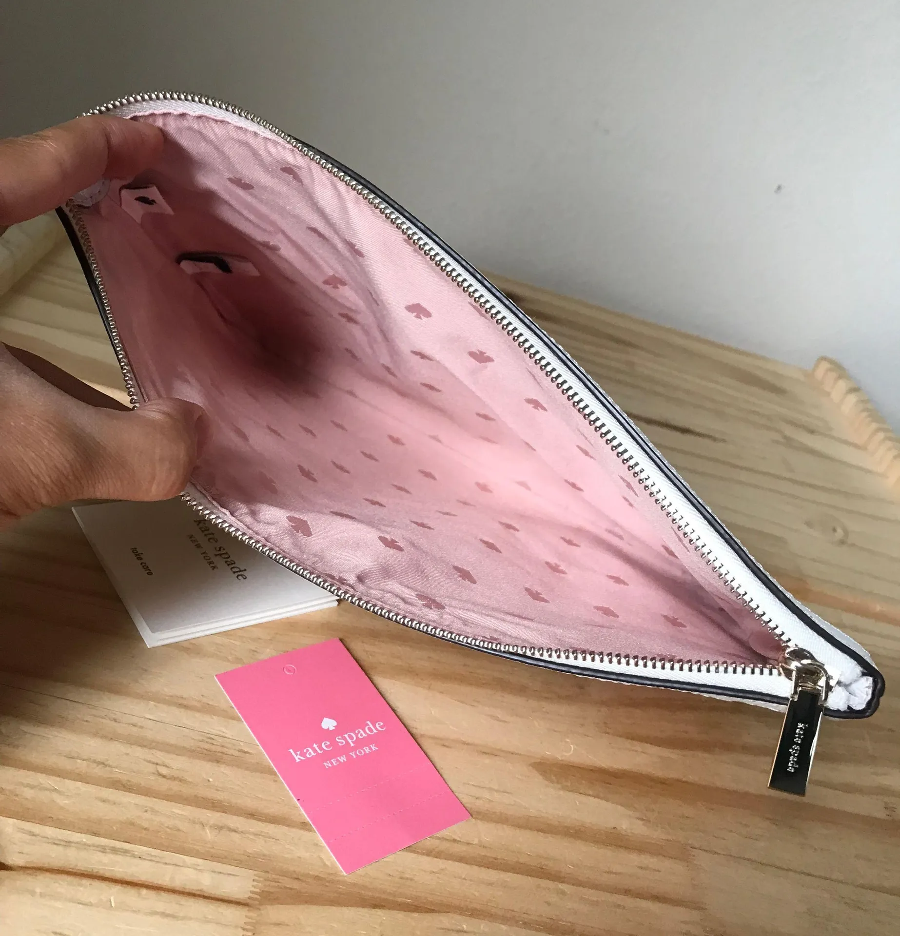 large zip pouch - Image 5