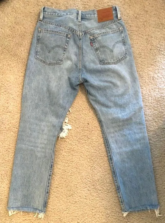 Levi’s Original Cropped Jeans - Image 3