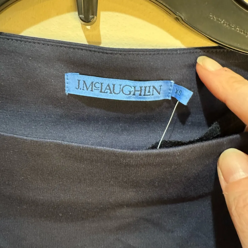 J. McLaughlin boat neck 3/4 dolman sleeve Navy Hazel Top sz‎ XS NWT - Image 5