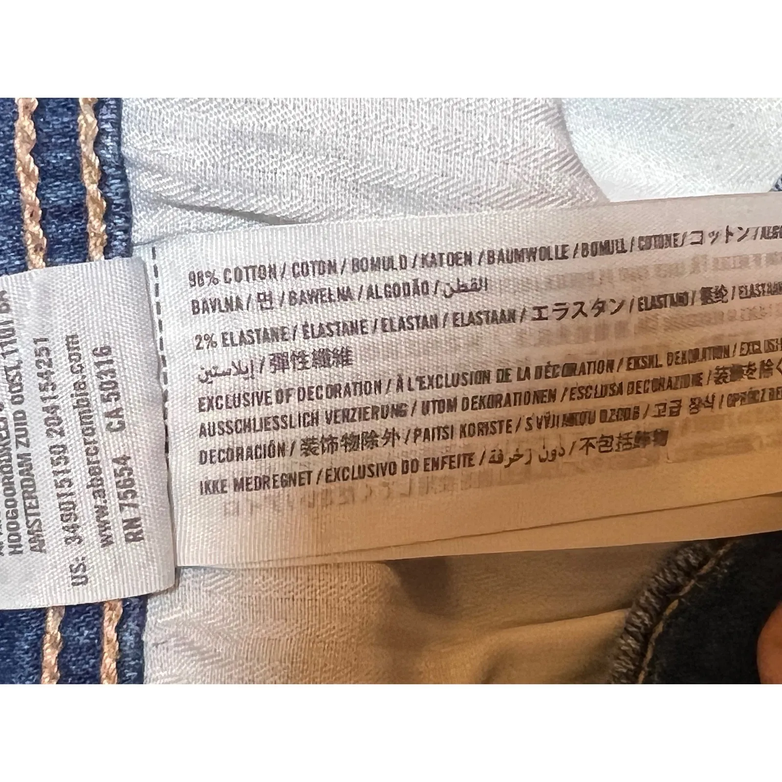 Hollister Distressed Denim Frayed Hem Shorts Women Size 3/26 Micro Mini Booty - Image 7