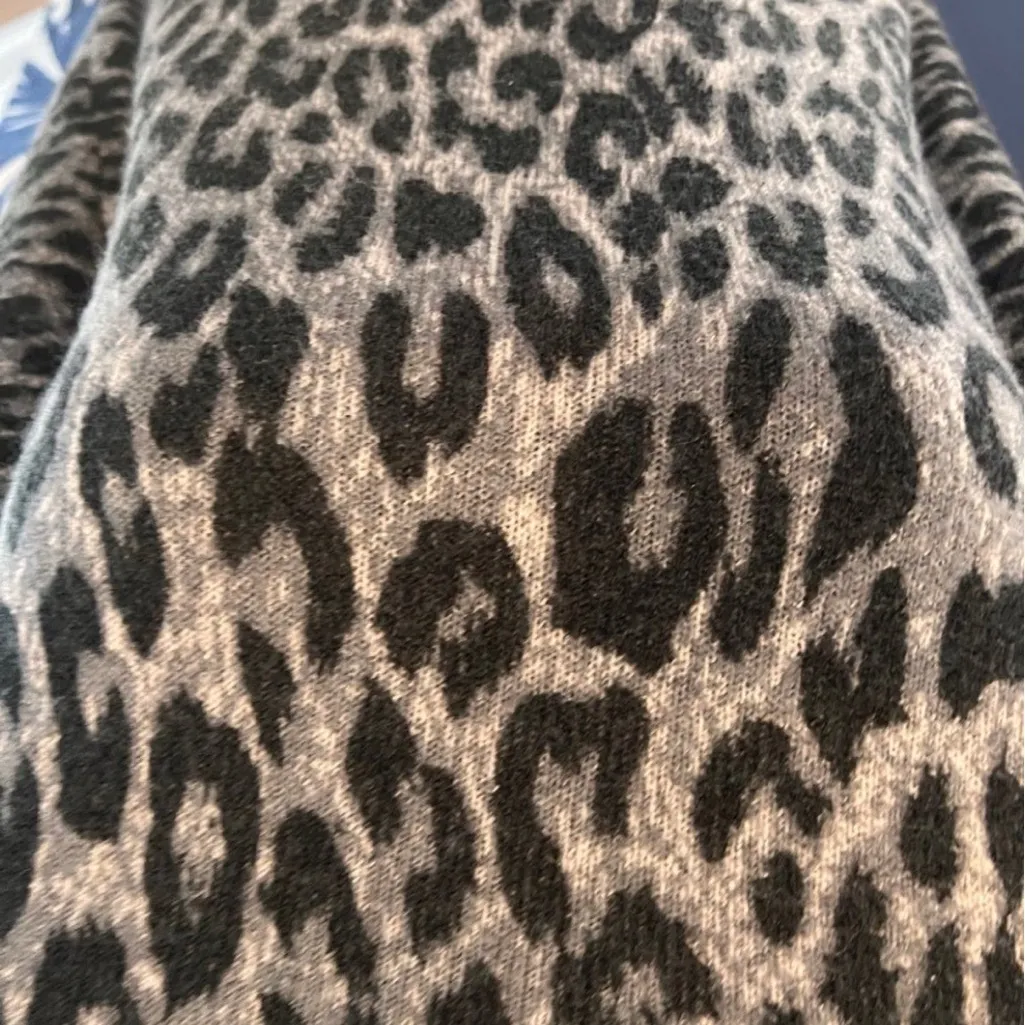 Sweater Leopard Print Sweater - medium - Image 3