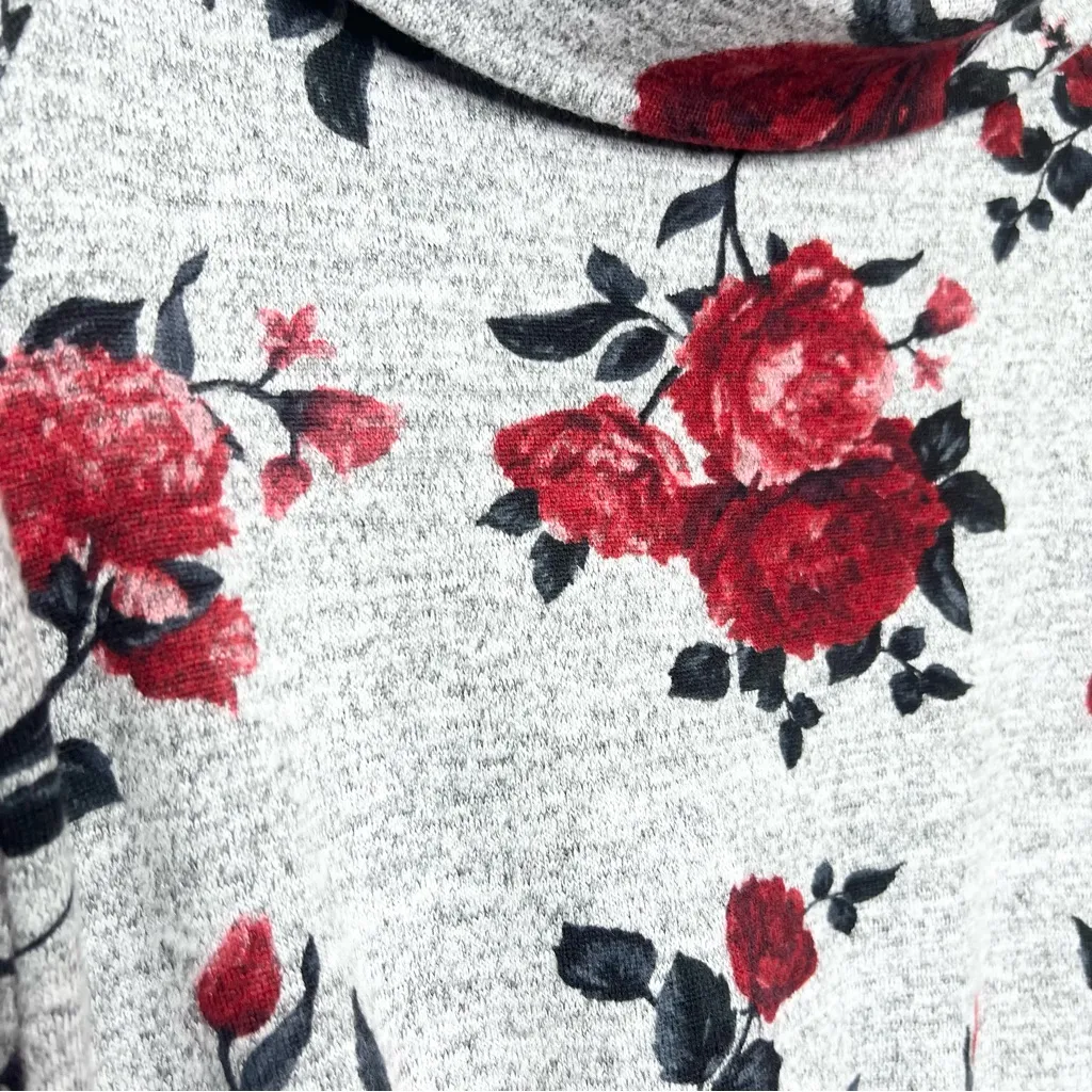 BCX Floral Gray & Red Wide Neck Off Shoulder SweaterTop Size Small - Image 5