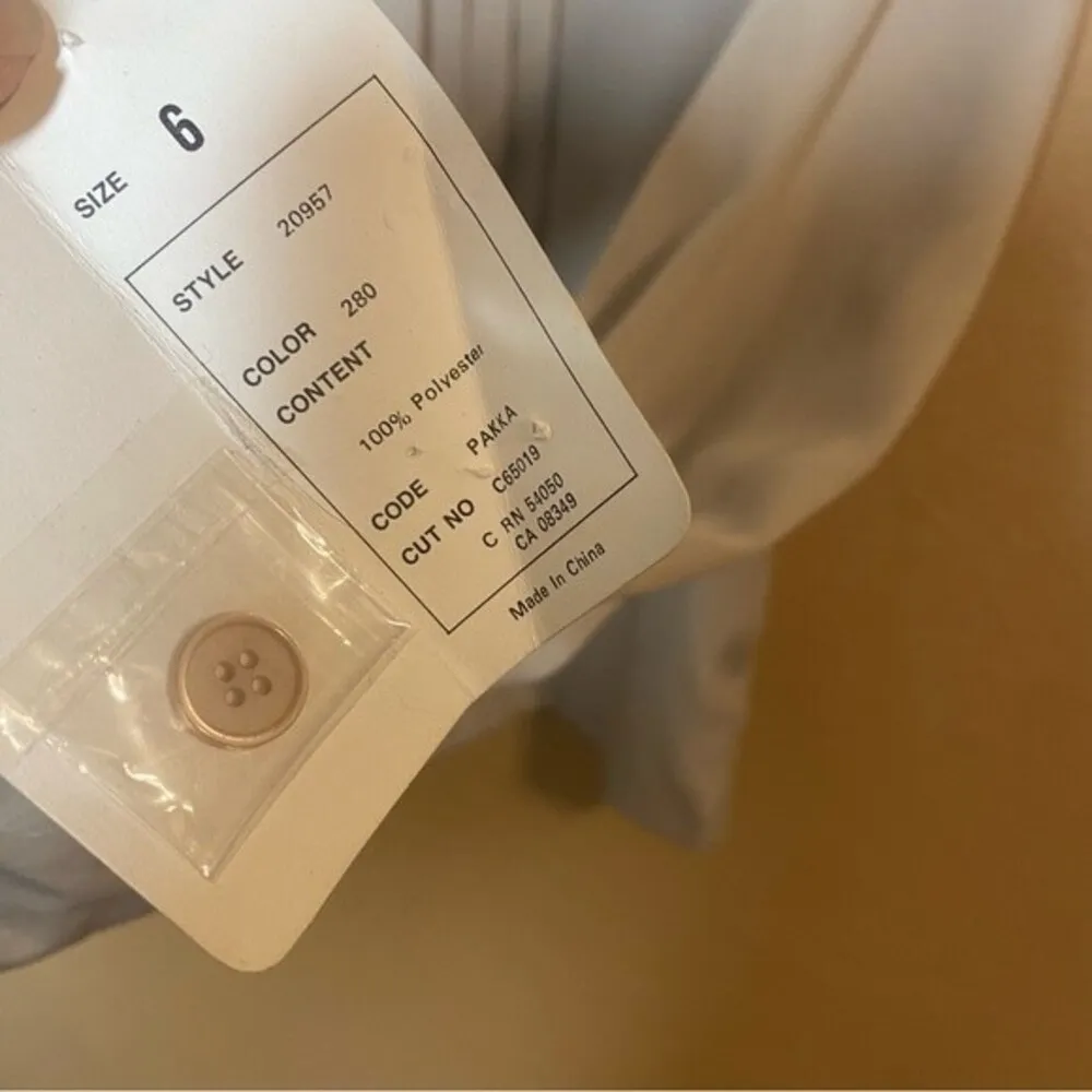 Christian Dior Chemises Mock Neck Blouse 70s size 6 pleated NWT Vintage - Image 5